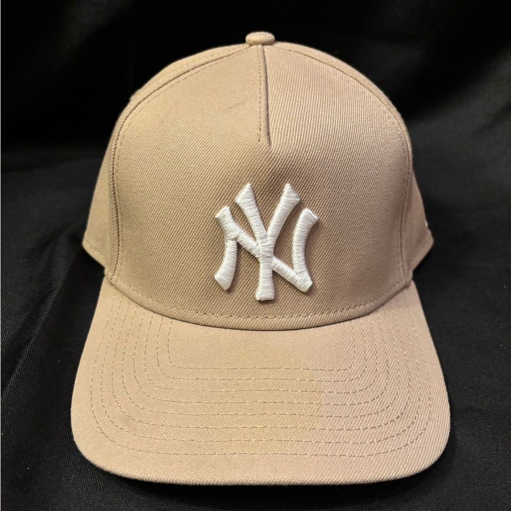 New Era 9FORTY New York Yankees SnapBack Hat